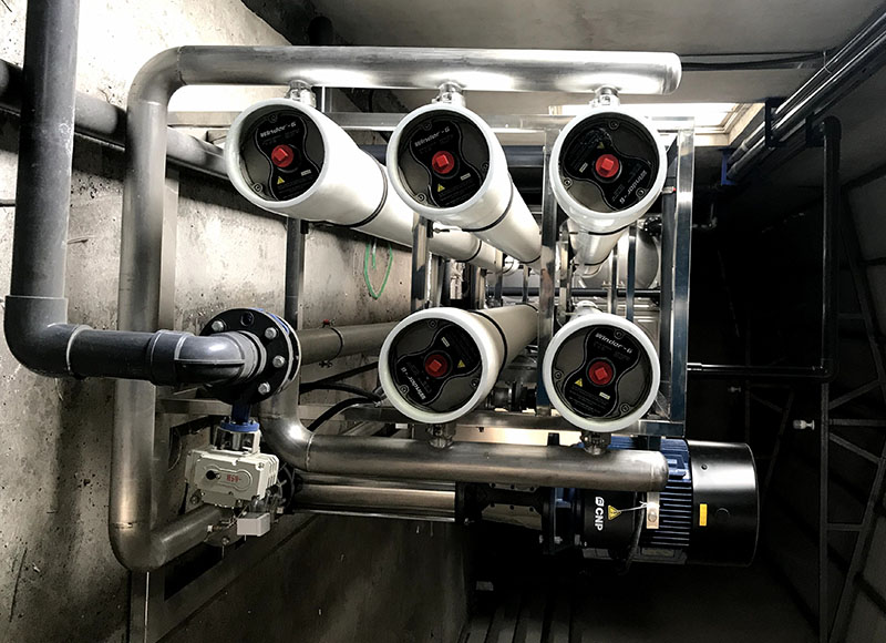 購買工業(yè)反滲透水處理設(shè)備時需要注意什么呢？